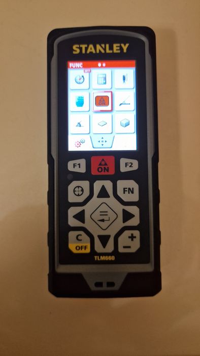 Лазерний далекомір Stanley TLM660