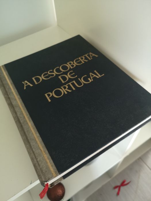 Livro - À Descoberta de Portugal