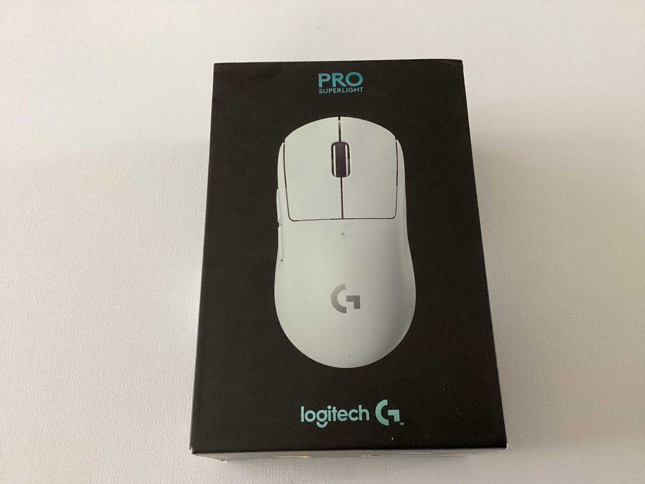 Logitech PRO X Superlight myszka