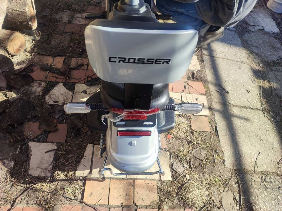 Майже новий Crosser CR2 800W 60V 24Ah — потужний, бере будь-яку гірку