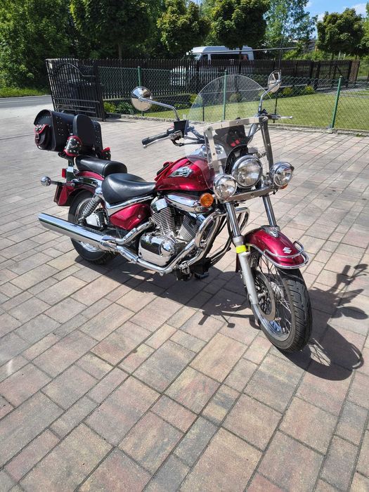 Suzuki Intruder 250 cm3 2005r
