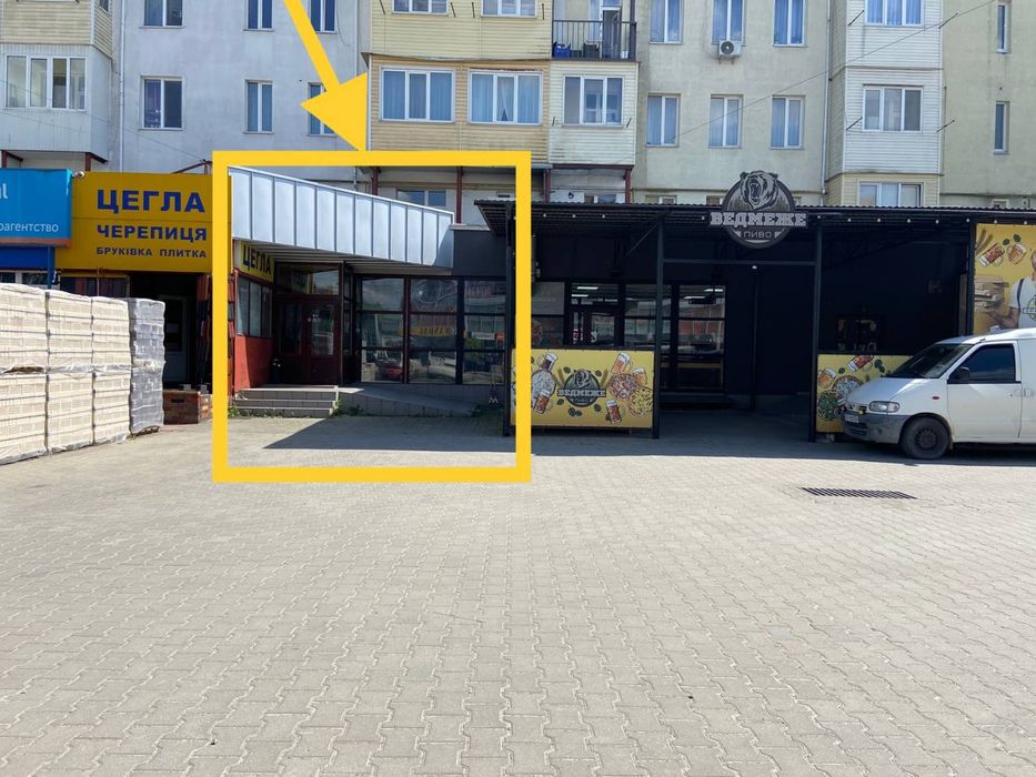 110 м.кв - Хотинська, 54в. Біля АТБ Чернівці