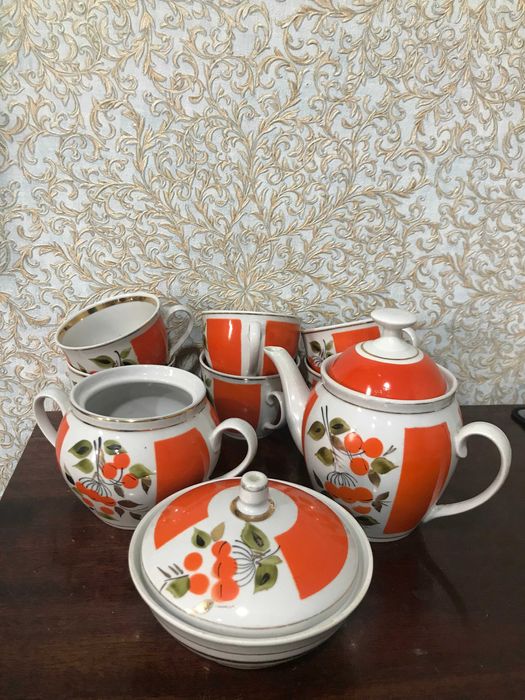 Неполный  сервиз  Ветка  рябины