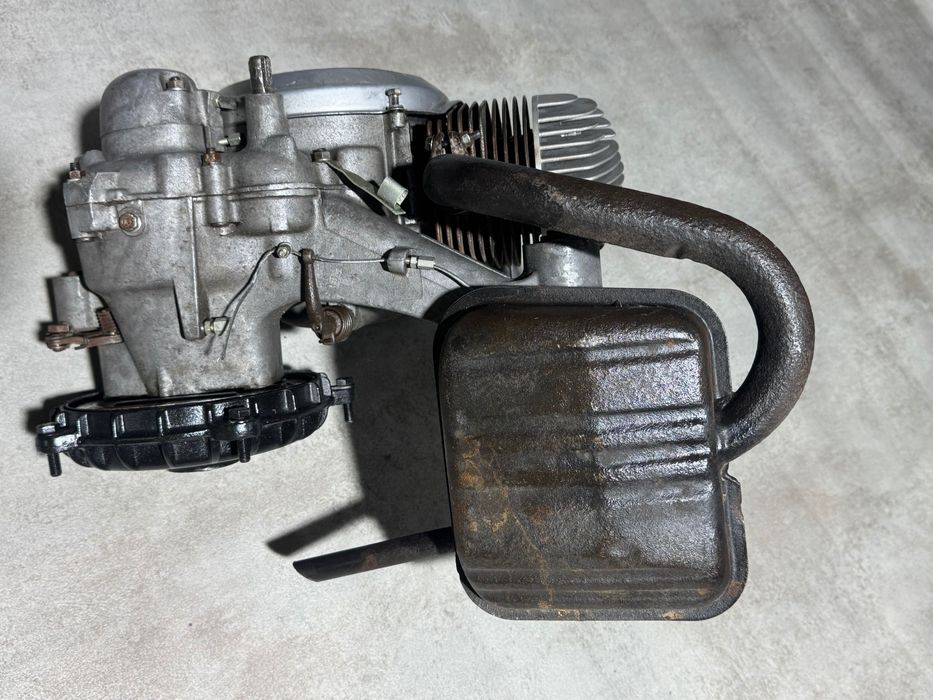 Motor Piaggio Vespa 150 2T (Completo e Impecável)