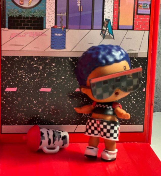 Лялька LOL Surprise! OMG Downtown Doll з дітьми