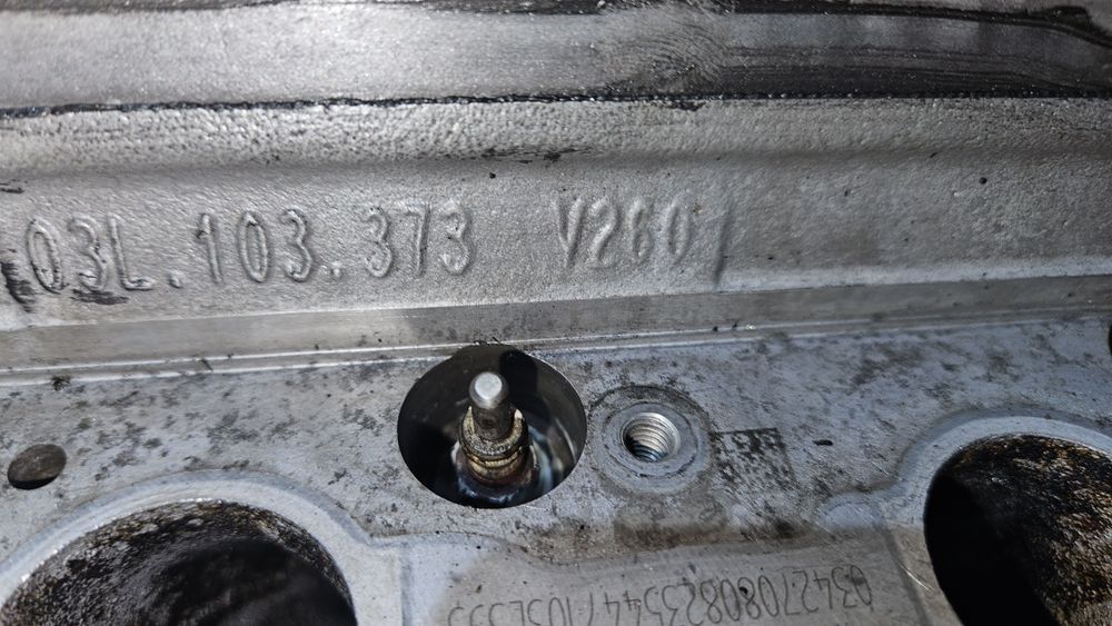 ГБЦ Головка блоку циліндрів 2.0 TDI CBAB CAGA CBBB VAG 03L103373 V260