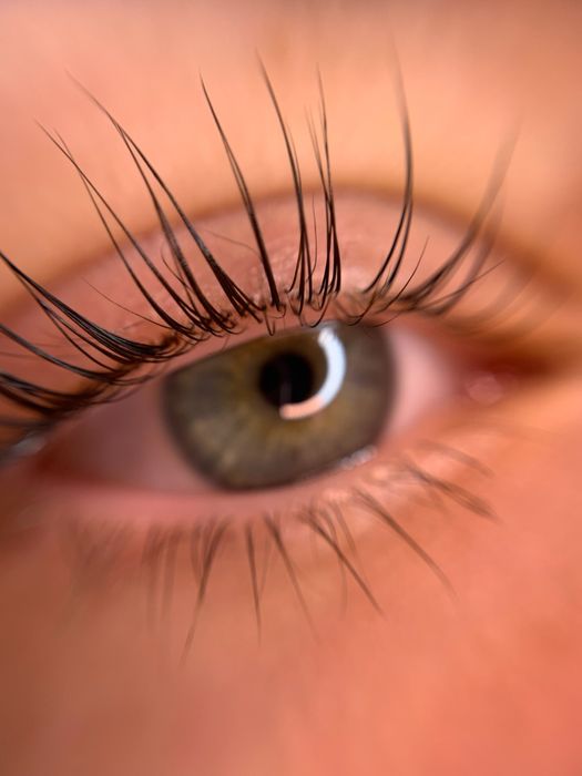 наращивание ресниц/ламинирование ресниц, оформление бровей