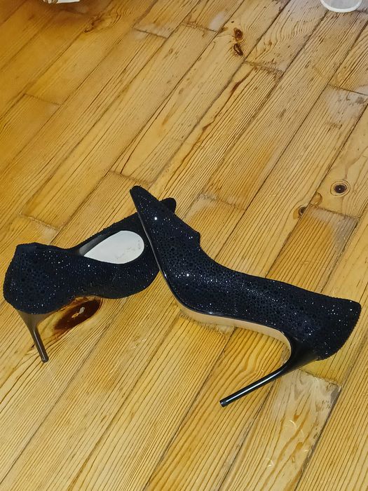 Wysokie szpilki w stylu Glamour