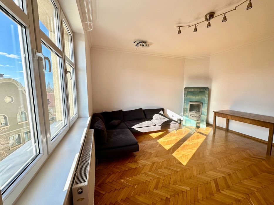 Mieszkanie w modernistycznej kamienicy - śródmieście Katowic, 3 pok, 67 m² - Widok 4