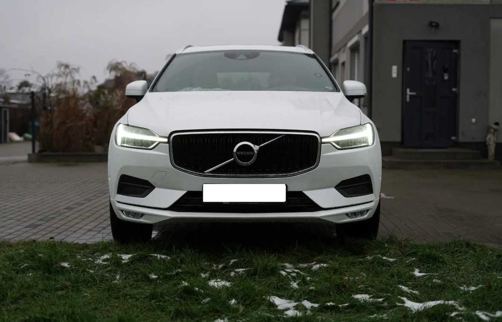 Volvo XC-60 2019 року