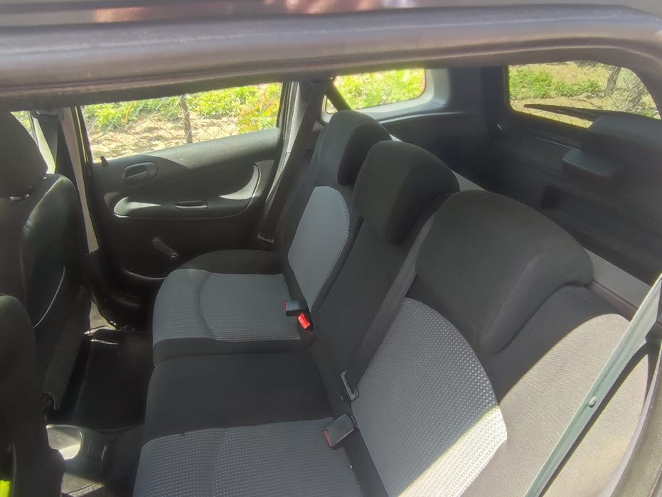 Vende-se Peugeot 206