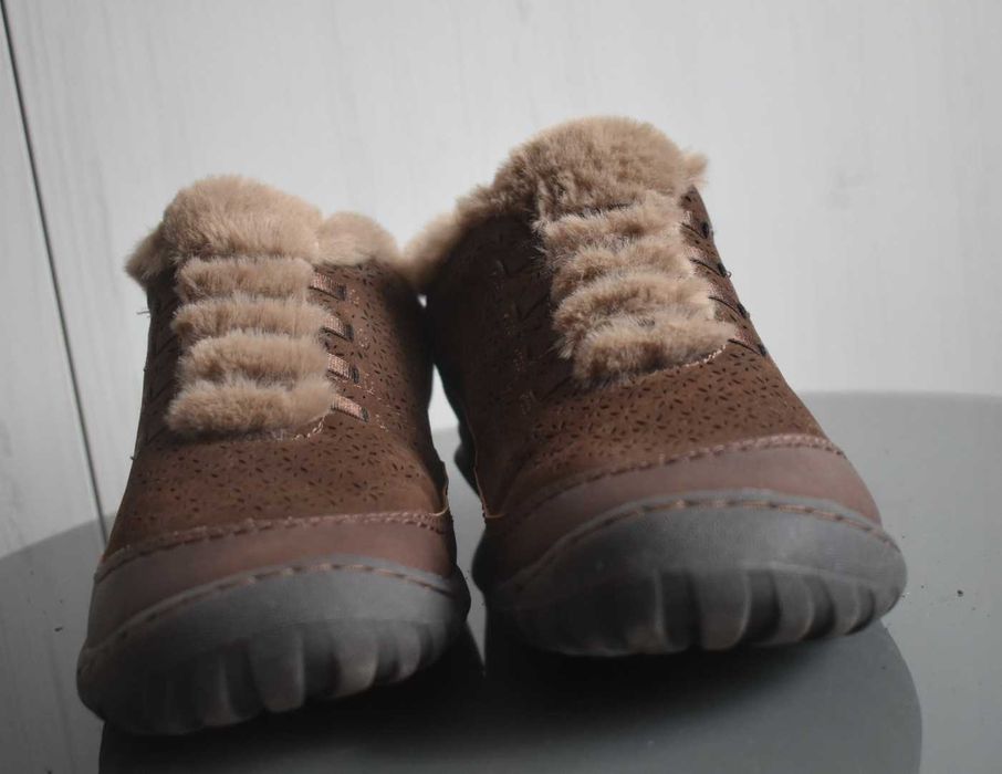 Buty wsuwane 38 ocieplane JBU Jambu pianka memory wygodne lekkie ciepłe