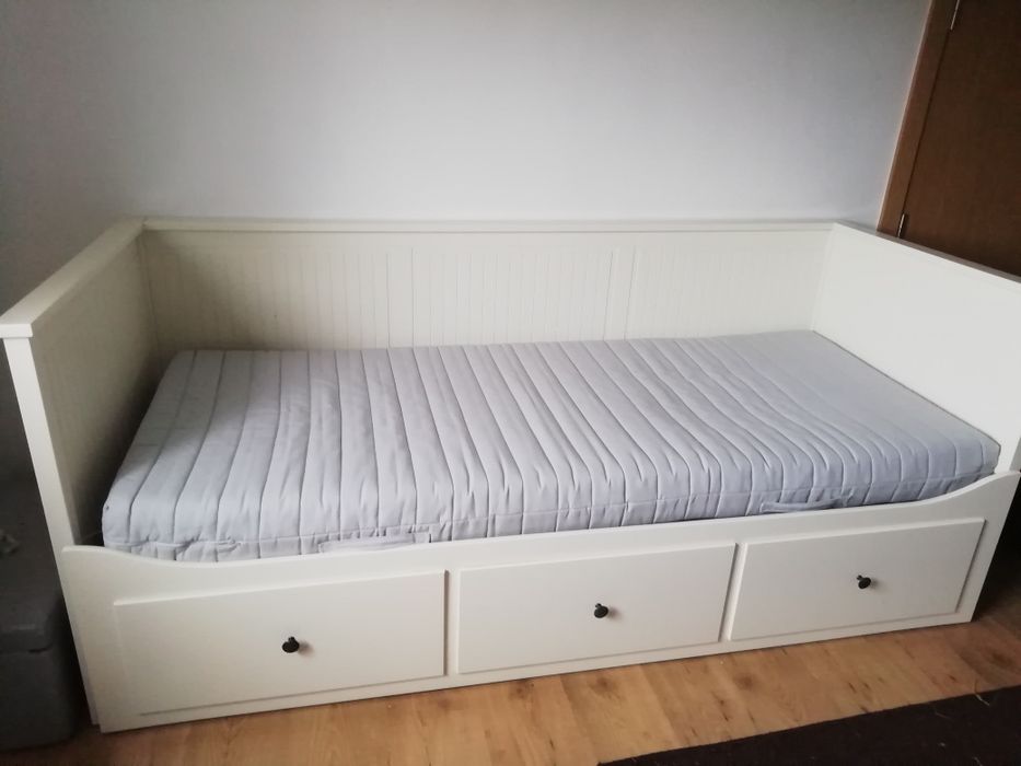 Cama sofá Hemnes Abrantes (São Vicente E São João) E Alferrarede • OLX Portugal