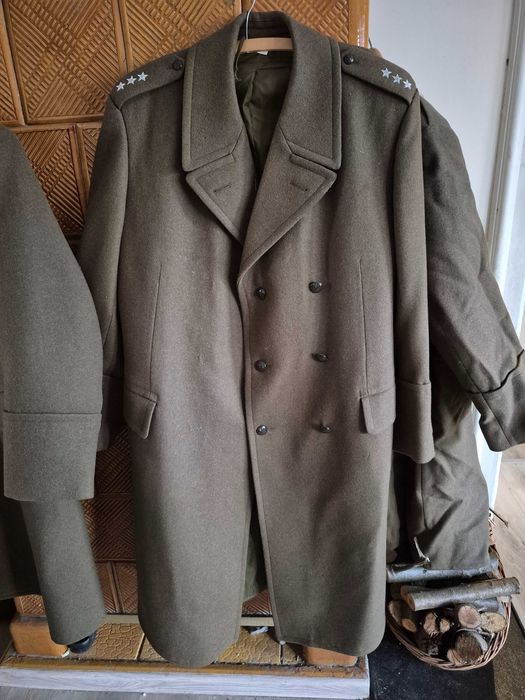 Płaszcz wojskowy zimowy