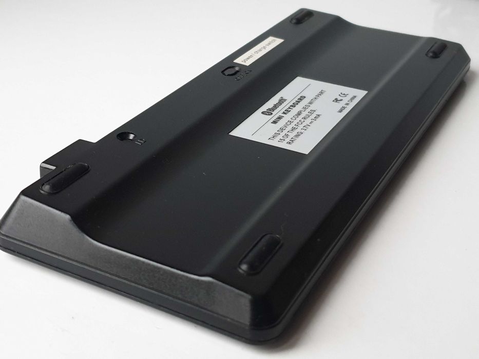 міні клавіатура  Bluetooth  iPad Cygnett CY0162KBKEY Android, iOS  Windows