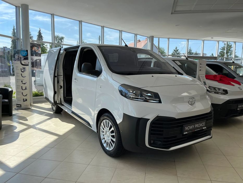 Toyota PROACE  Long 3 Miejscowy 180km Automat - Dostępny od Ręki
