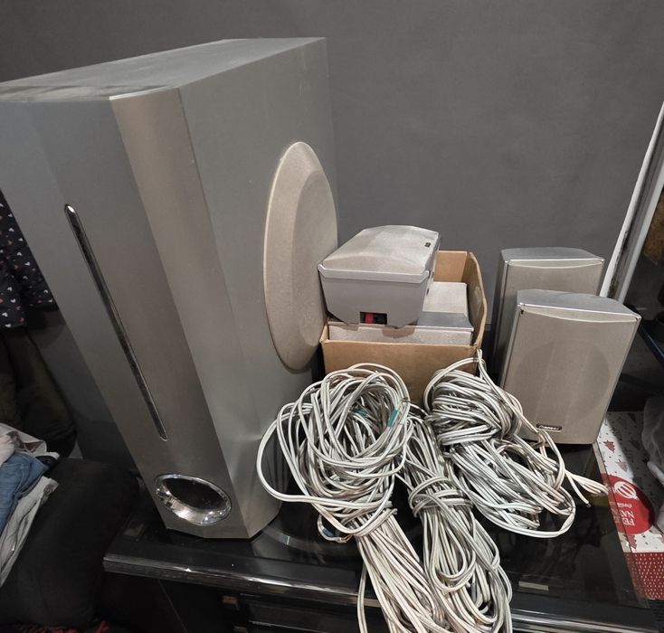 Lote aparelhagens e dvds 5.1
