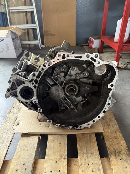 Caixa de Velocidades Toyota Corolla (_E12_) 2.0 D-4D ano 2003