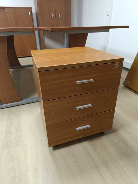 Mobiliário de Escritório para Venda