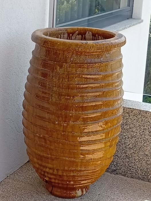 Vasos rústico e vidrados