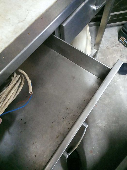 Mesa inox de canto 120x120cm