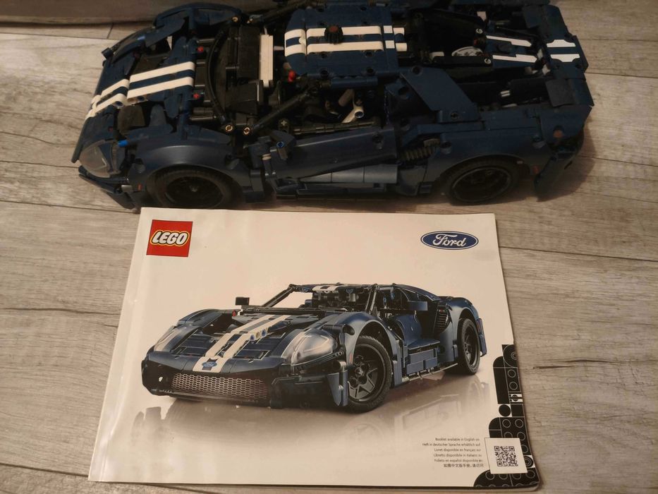 Lego Technic Ford GT 42154