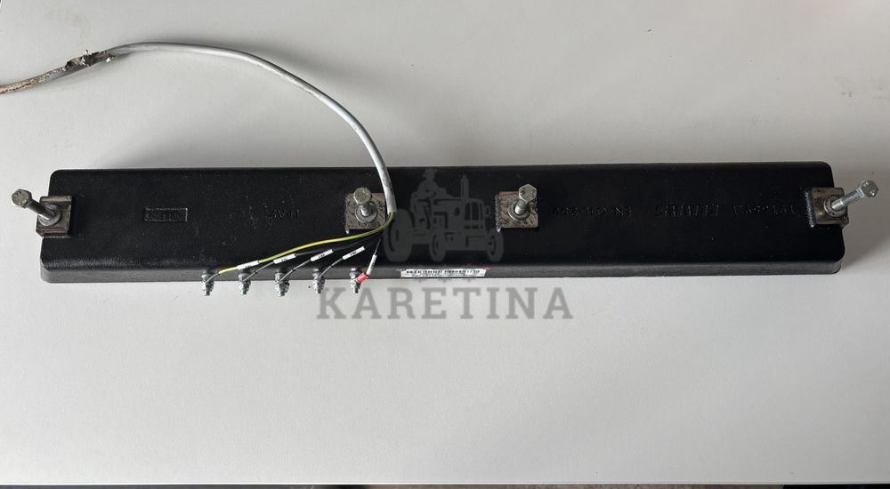 8639① VOLVO XC90 I listwa zgarniajaca drzwi prawy tyl chrom R