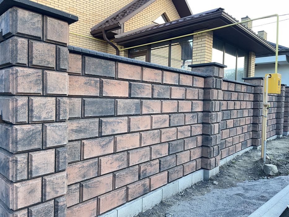 Забори з блоків під ключ• Монтаж парканів • Доступні ціни