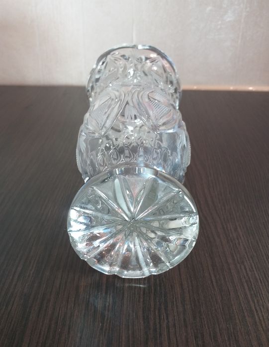 Ваза хрустальная для цветов