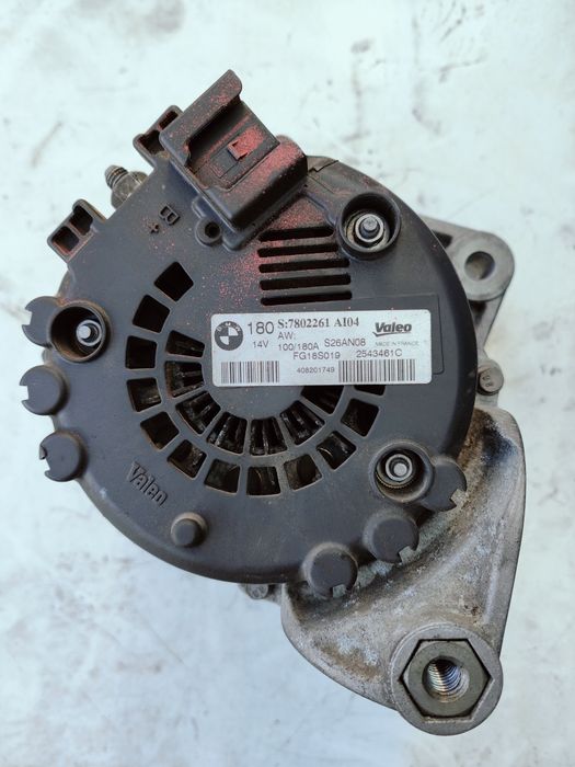 Генератор 7802261 180A BMW

e60 e61 e81 e84 e87 e90 e91

2.0d N47