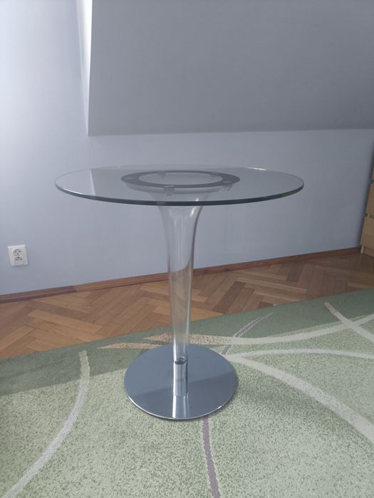 Stół okrągły, szklany, używany.
