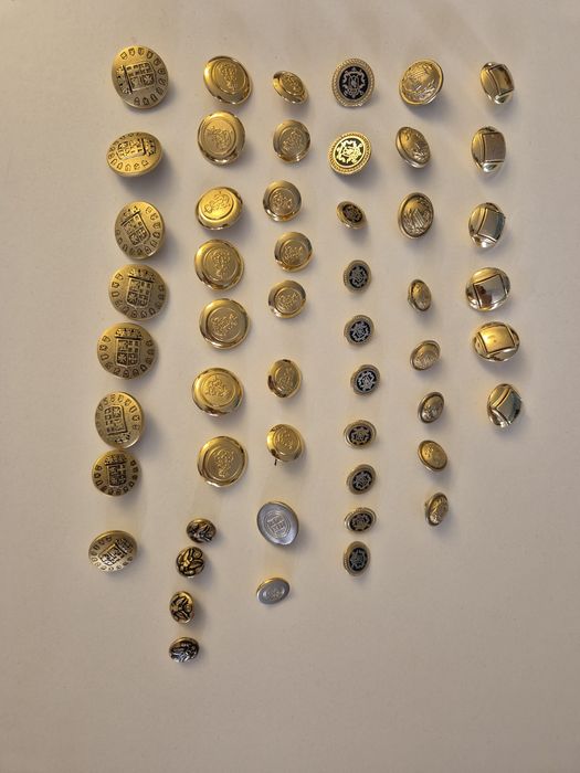 Botões antigos costura