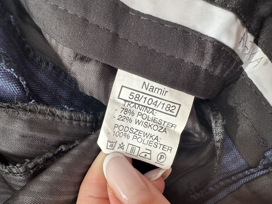 Garnitur granatowy w kratkę + mucha, poszetka i pokrowiec