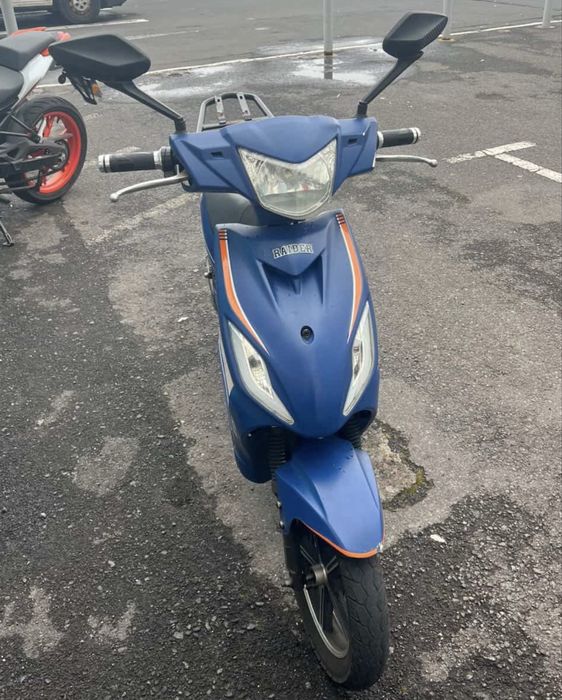 Scooter eletrica vespy Gt em bom estado geral