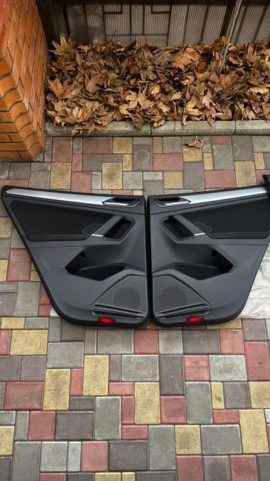 Дверные карты Volkswagen Tiguan