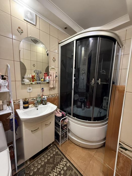 Продаж чудової квартири у зручній локації