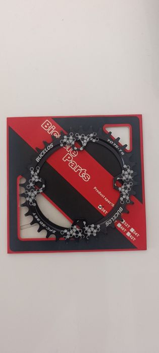 Tenho duas coroas da marca Bucklos.