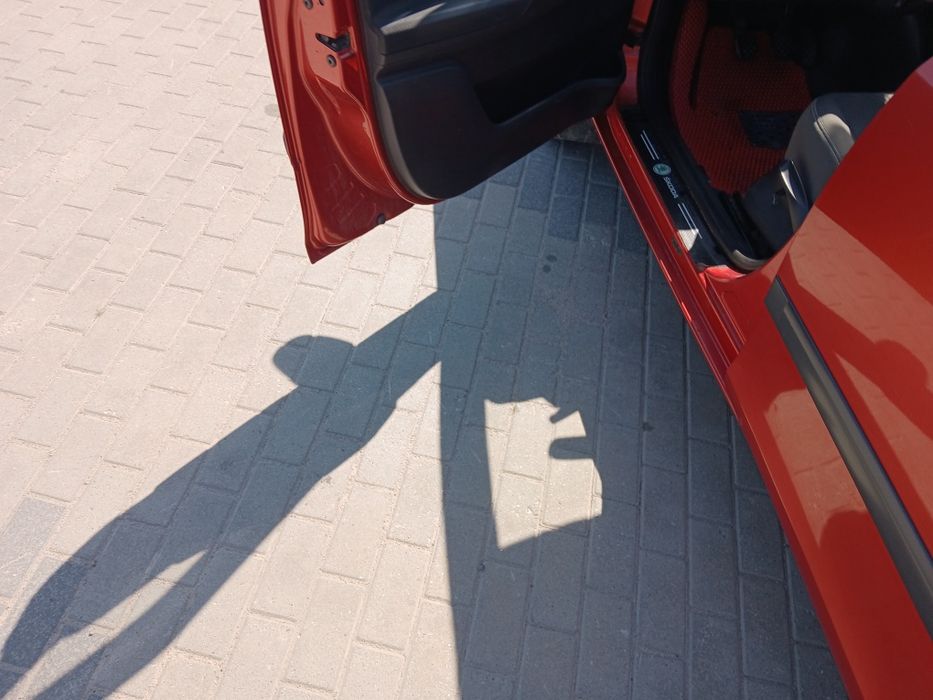 Продається  дуже комфортне  і зручне авто. З сучасним абрейтом.