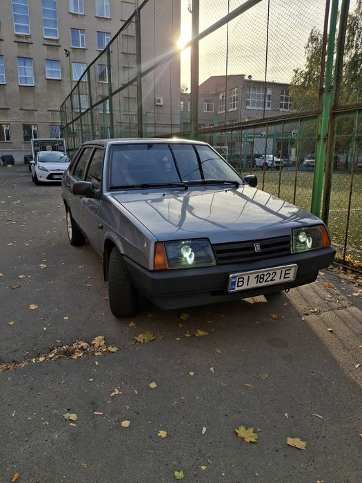 Авто ваз 21099 в гарному стані