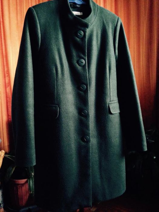 Płaszcz w rozm. 42