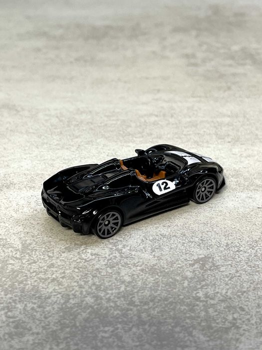 Hot Wheels McLaren Elva HW Exotics 2002 1:64