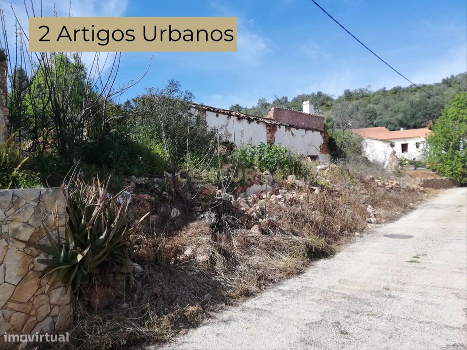 Terreno com ruína, em Messines de Cima