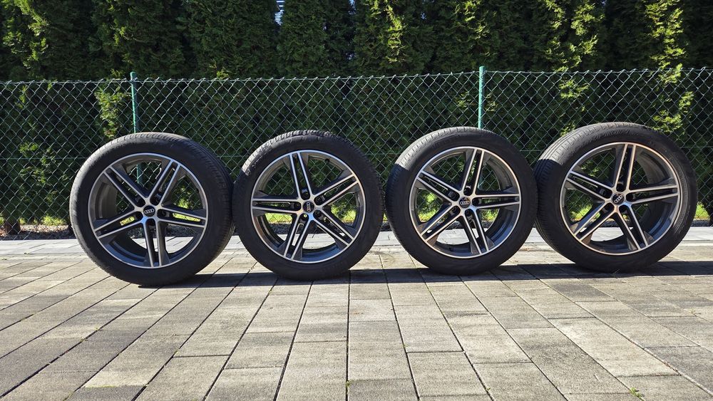 Komplet Koła Opony Felgi AudiI Q5 SQ5  255/45 R20 ORYGINAŁ