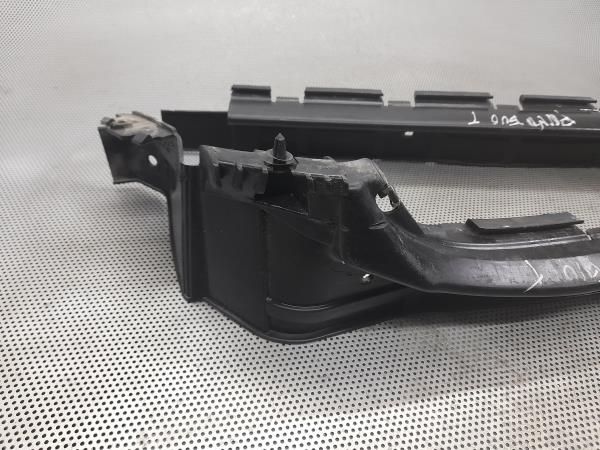 Guia de pára-choques trás direita FIAT Punto Evo (199_)