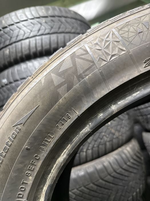 Шини резина 235/55/17 r17 Nexen пара зимні