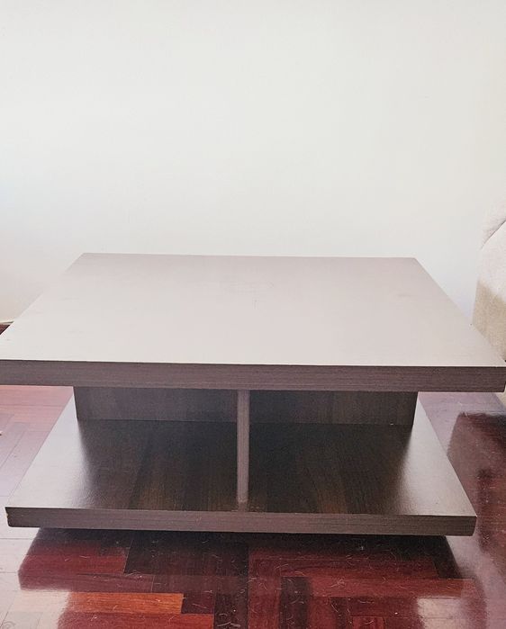 Mesa de centro em madeira