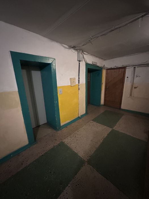 Сдам КОМНАТУ в 3 комнатной квартире