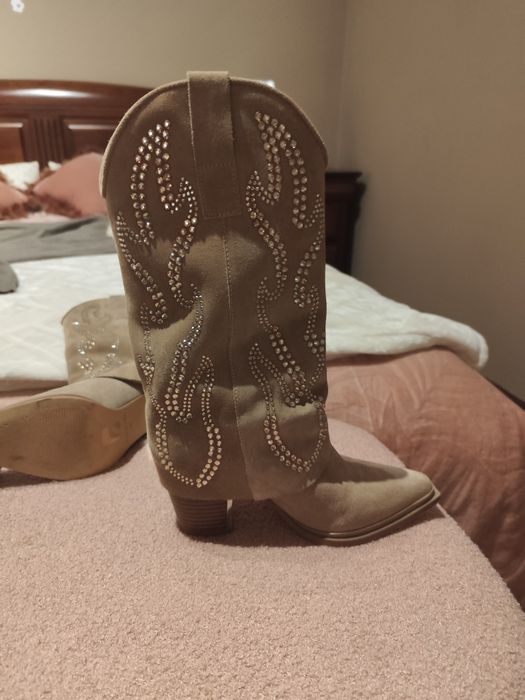Botas Como Novas Alma e Pena