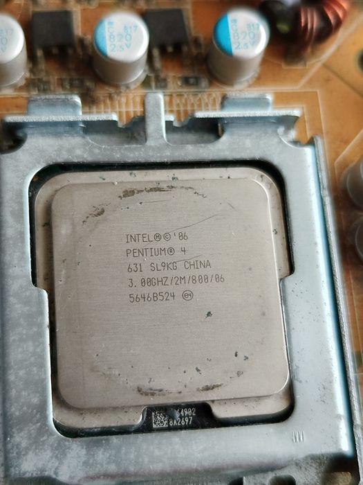 MotherBoard / Placa-Mãe ASUS P5GC-MX/1333 (Rev. 3.05G) + CPU
 P5GC-MX/1333 (Rev. 3.05G)