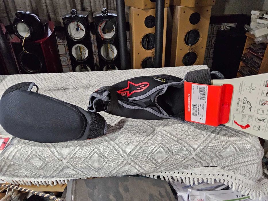 Cotoveleiras Novas ALPINESTARS para Motociclistas